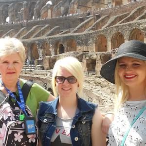 Meet your Posher, Debbie